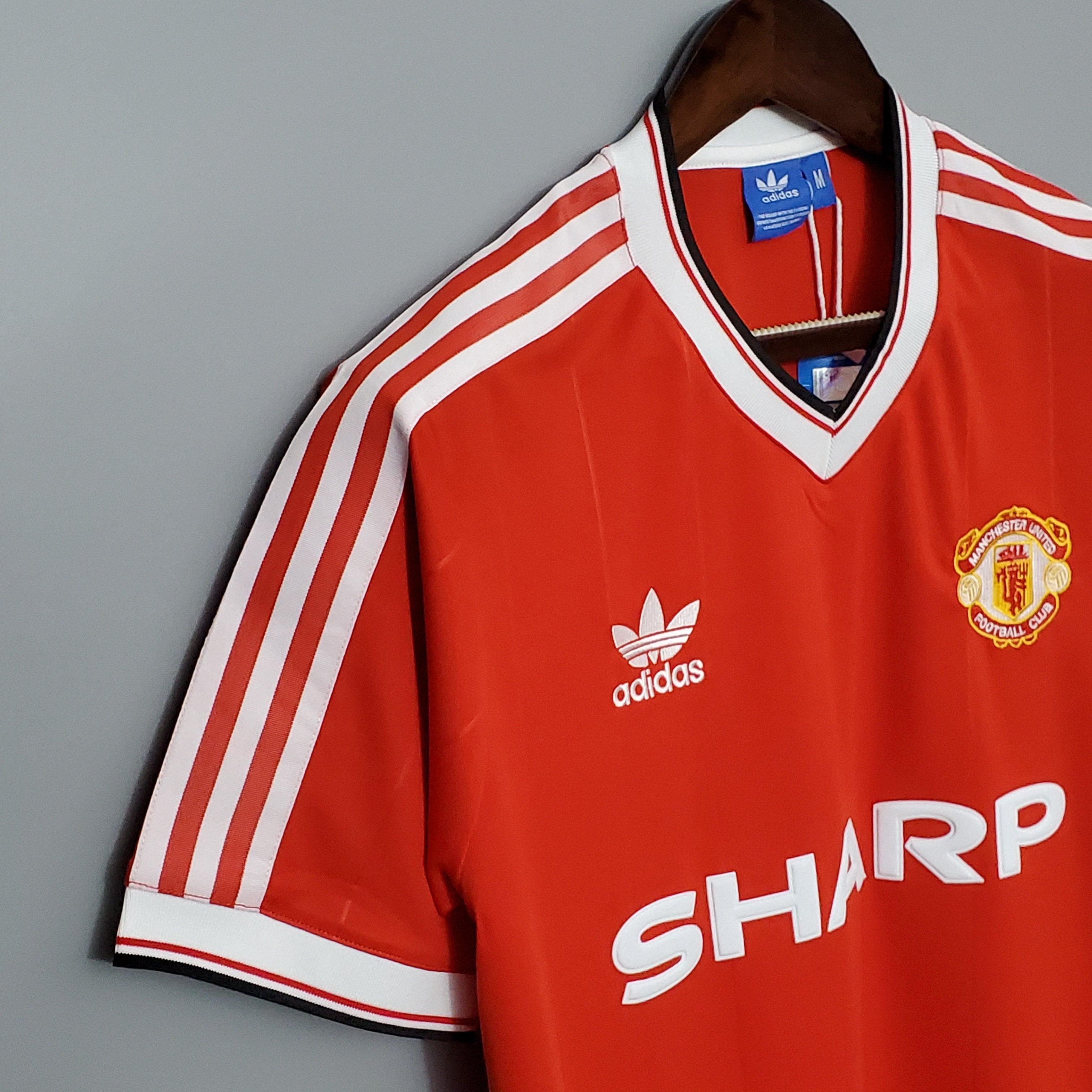 MANCHESTER UNITED I 82/84 HOMBRE (RETRO)